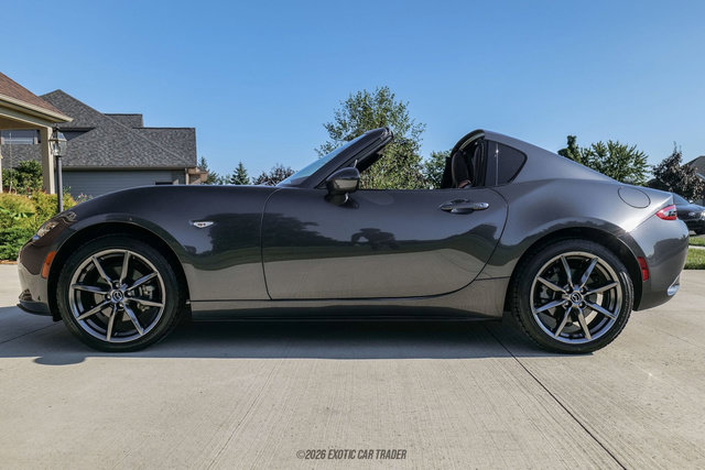 Used 2017 MAZDA MX-5 Miata RF Grand Touring RWD image 3