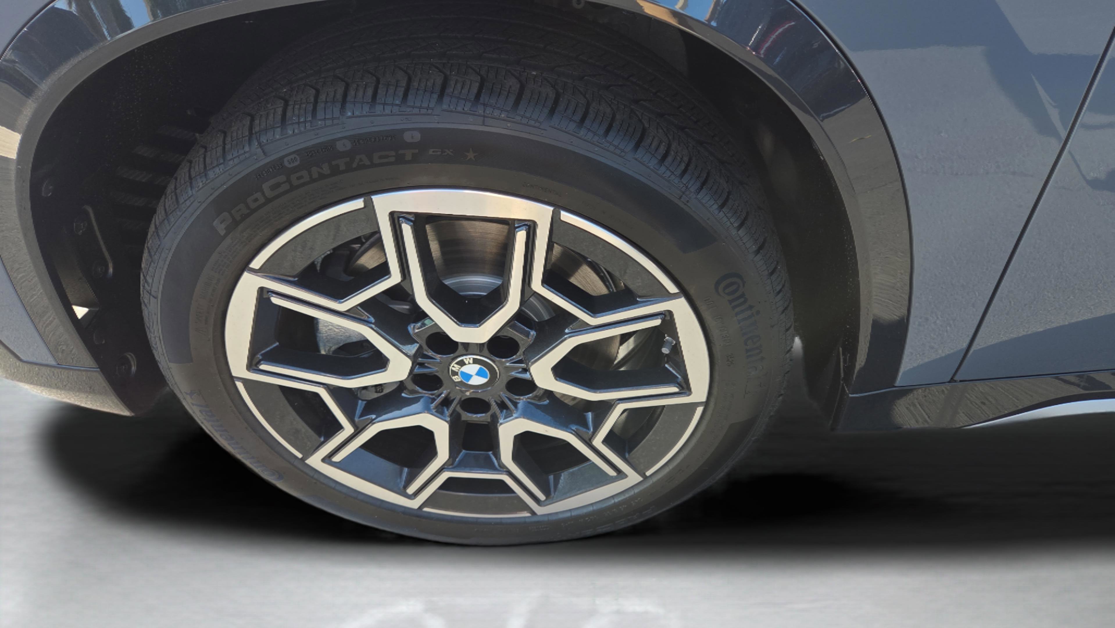 New 2026 BMW X1 xDrive28i w/ Technology Package AWD/4WD image 23