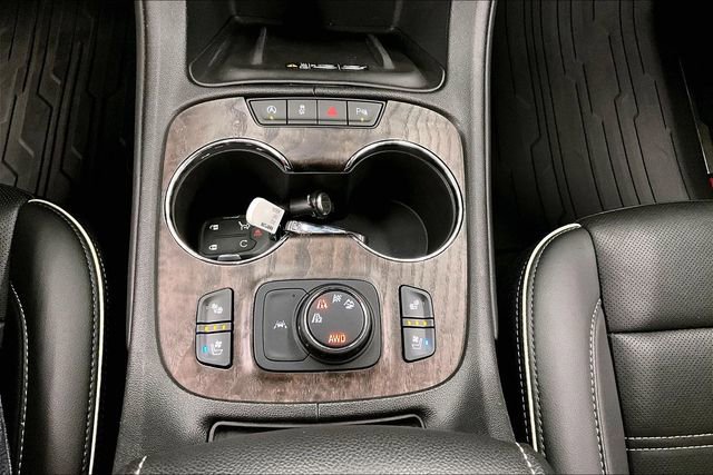 Used 2022 GMC Acadia Denali w/ GMC Pro Grade Package AWD/4WD image 38