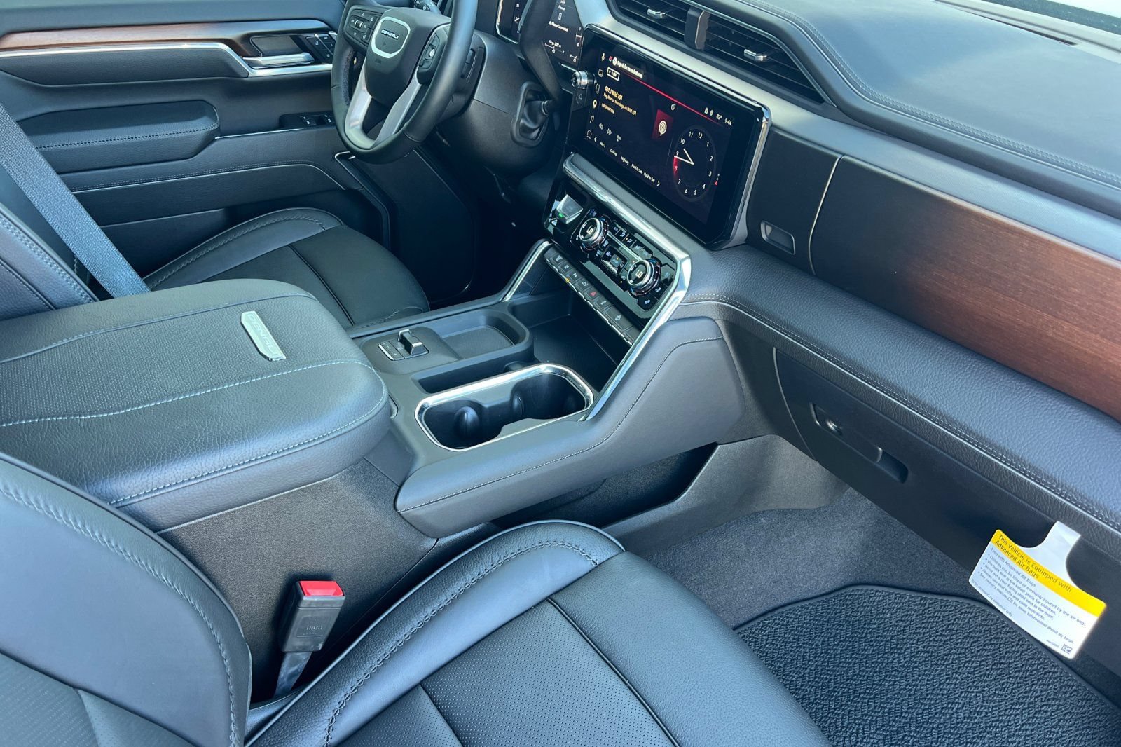 Used 2026 GMC Sierra 2500 Denali w/ Technology Package AWD/4WD image 12