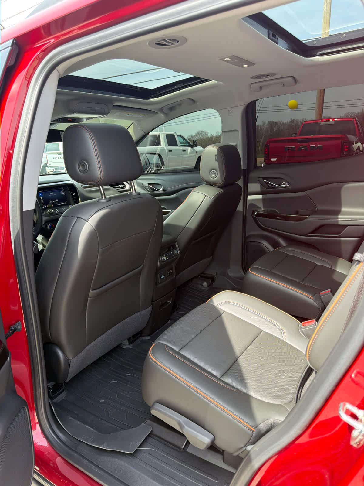 Used 2023 GMC Acadia AT4 w/ Technology Package image 13