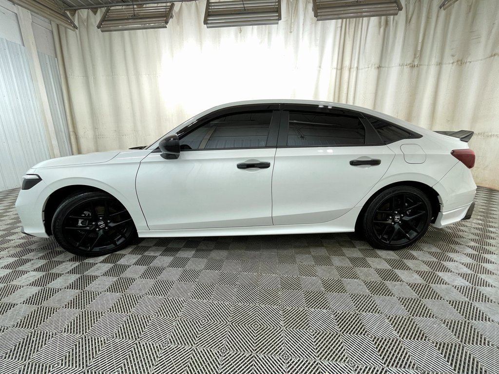 Used 2025 Honda Civic Sport image 13