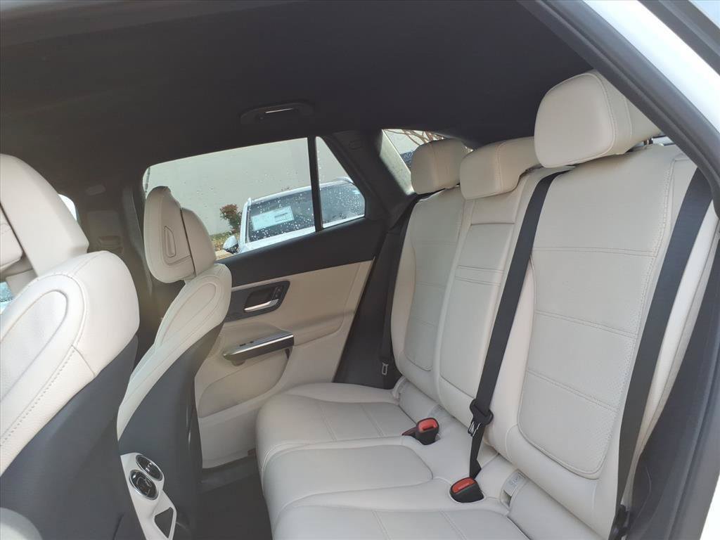 New 2026 Mercedes-Benz GLC 300 4MATIC image 7