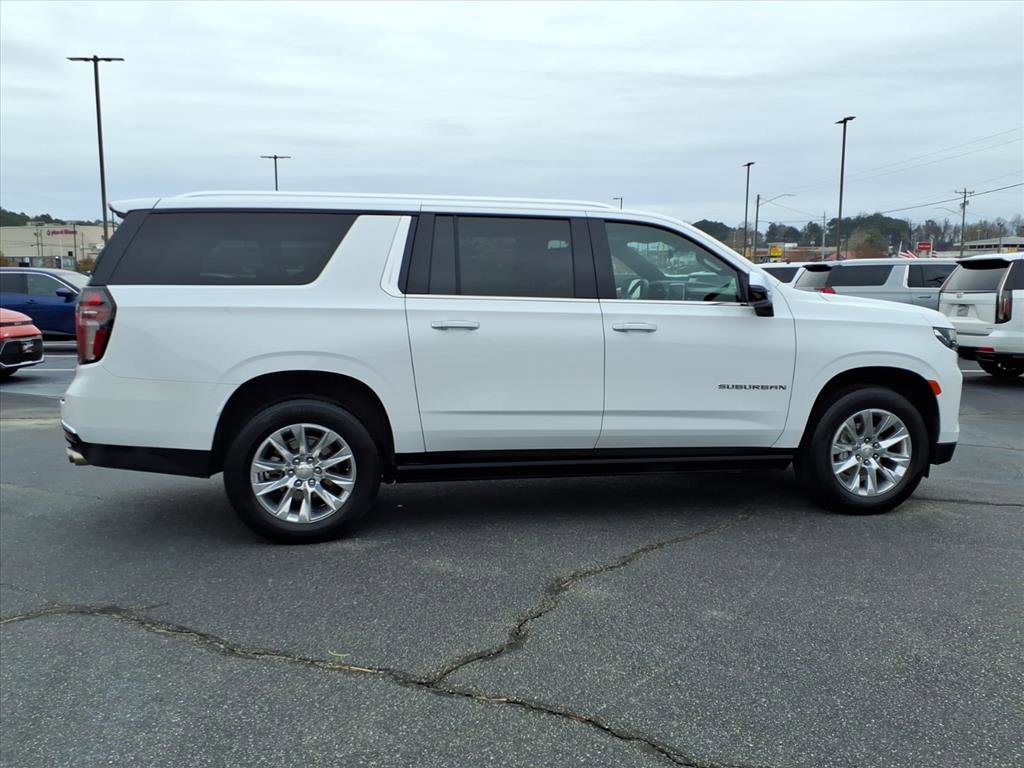 Used 2023 Chevrolet Suburban Premier image 22
