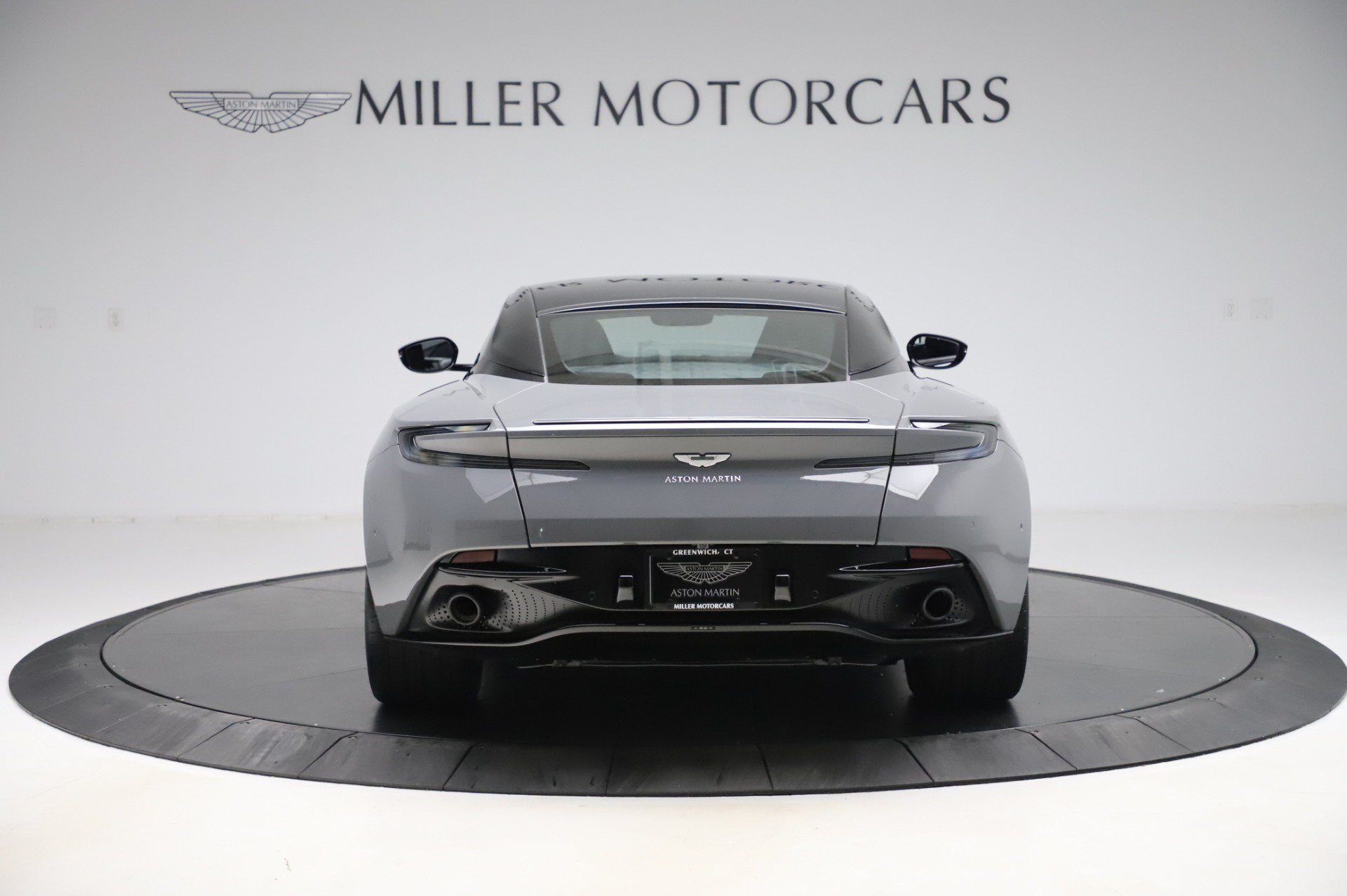 Used 2020 Aston Martin DB11 AMR RWD image 7