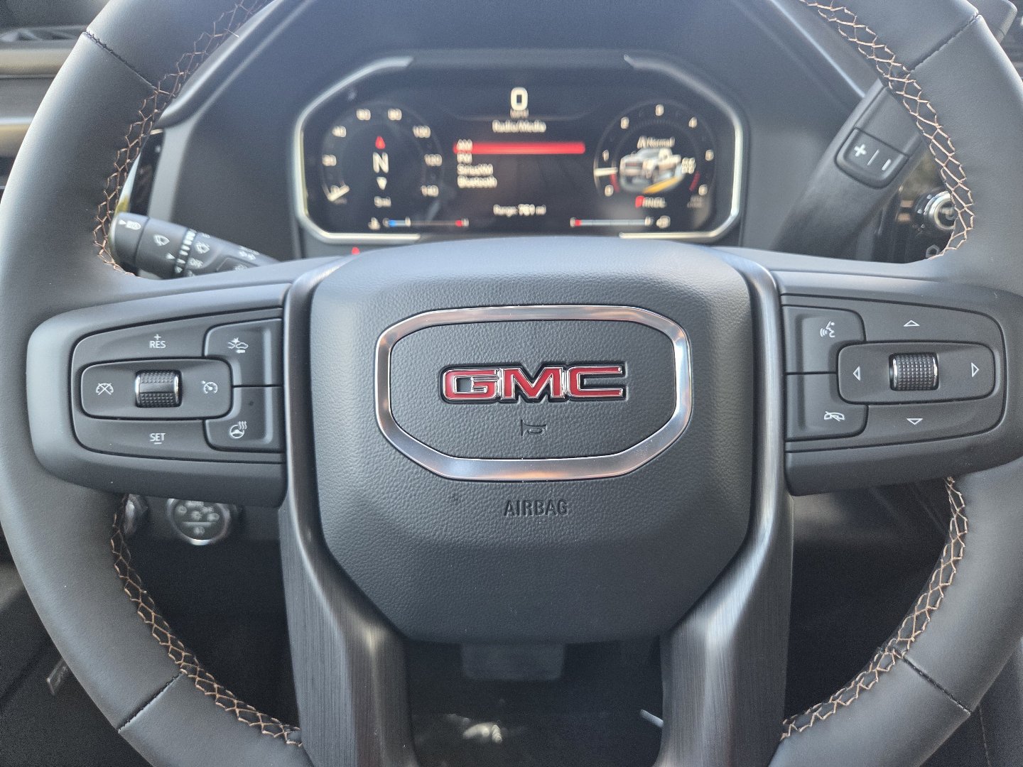 New 2026 GMC Sierra 2500 AT4 w/ Technology Package AWD/4WD image 31