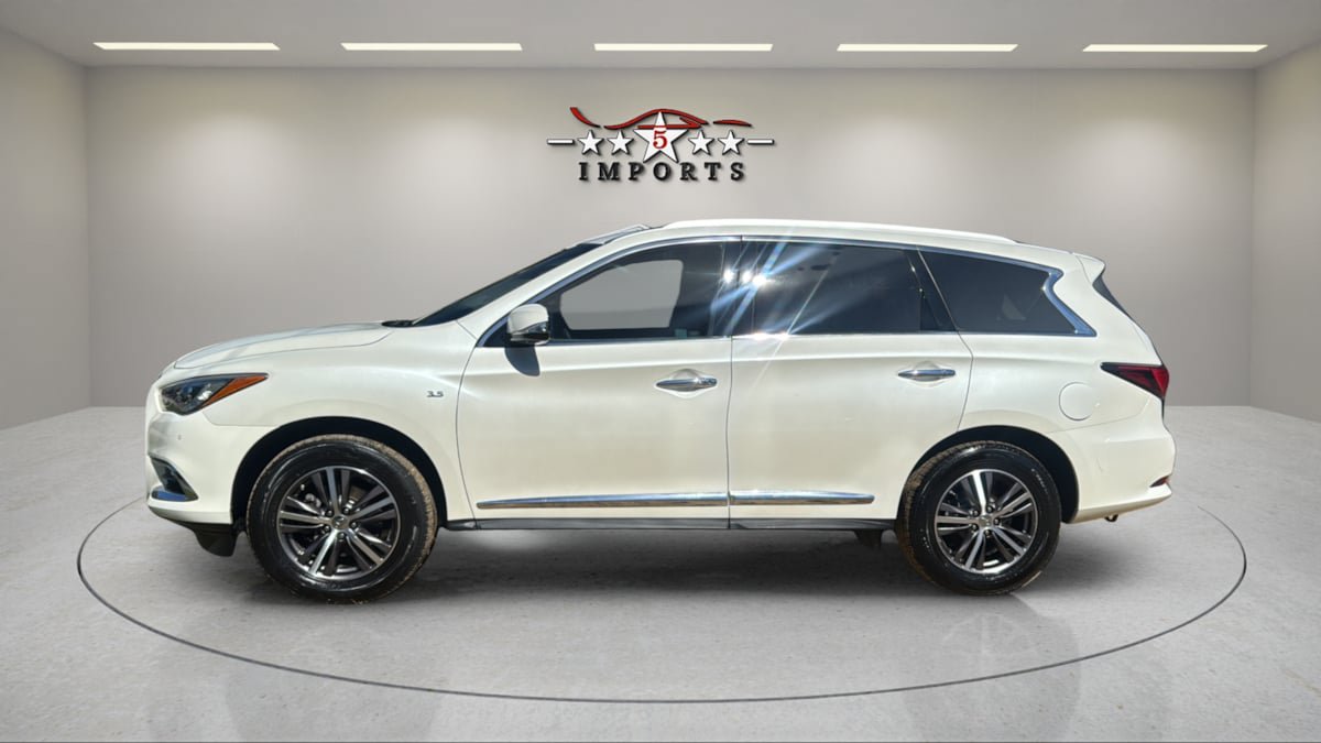 Used 2019 INFINITI QX60 Luxe w/ Essential Package AWD/4WD image 2