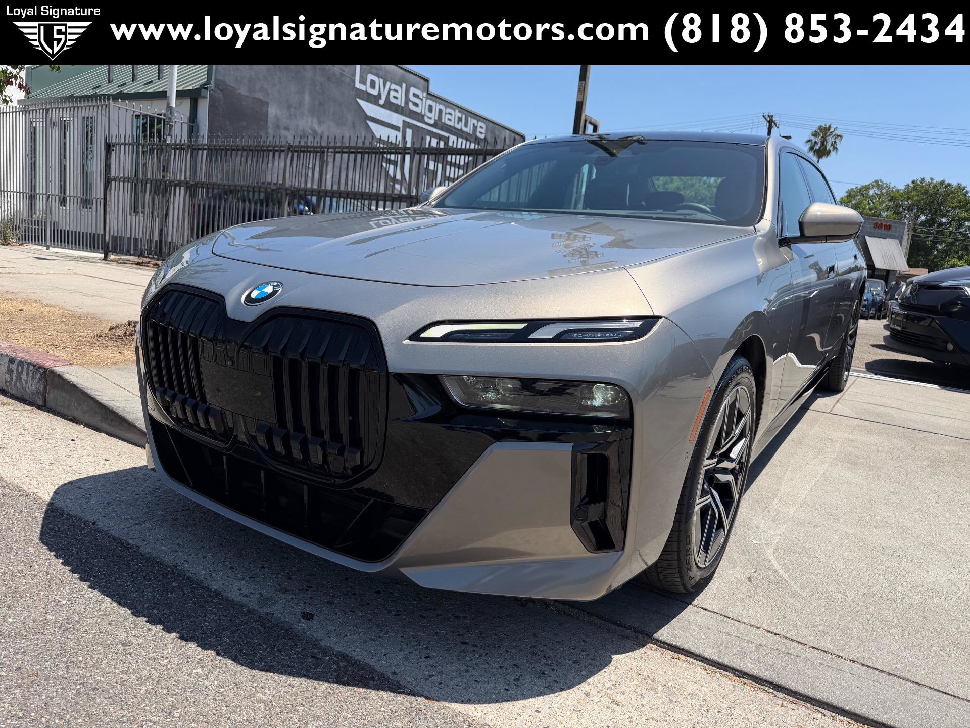 Used 2023 BMW 740i RWD image 3