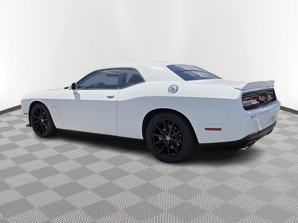 Used 2022 Dodge Challenger R/T image 4