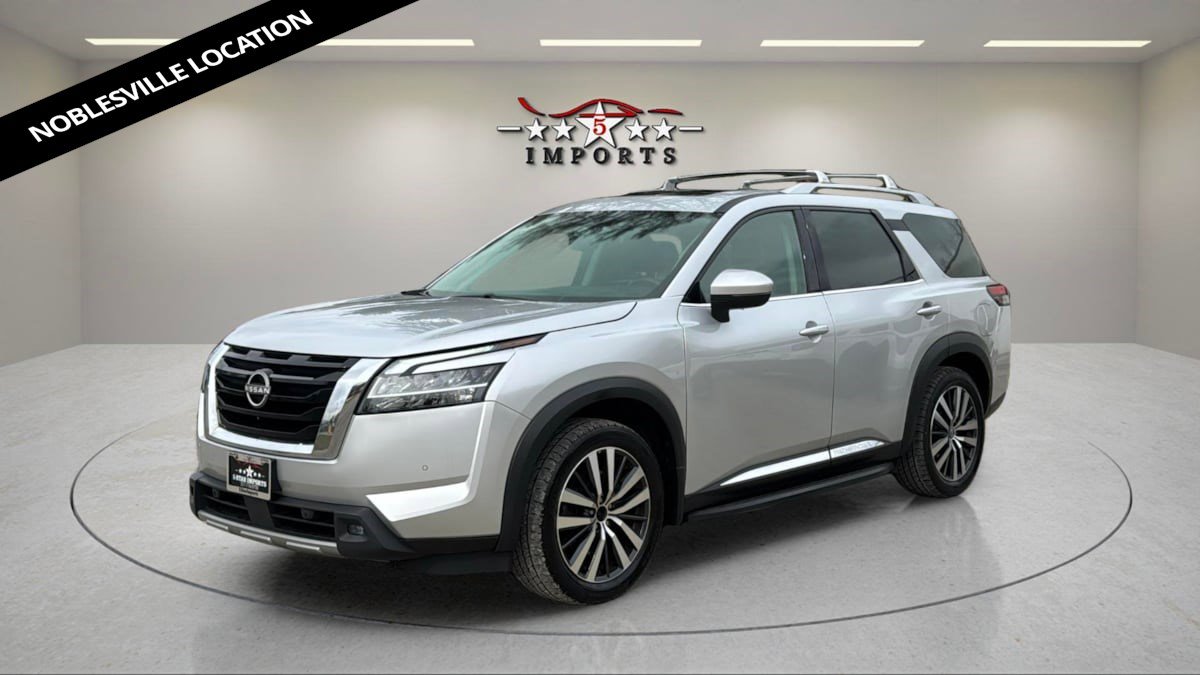 Used 2022 Nissan Pathfinder Platinum w/ Cargo Package