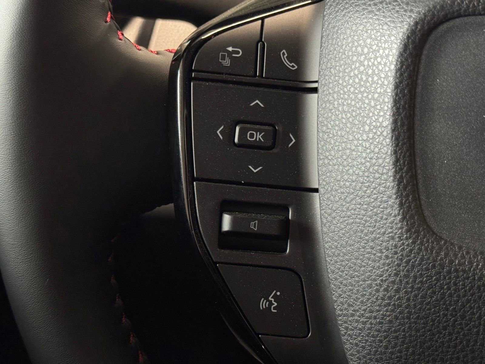 New 2026 Toyota Prius Plug-In Hybrid image 29