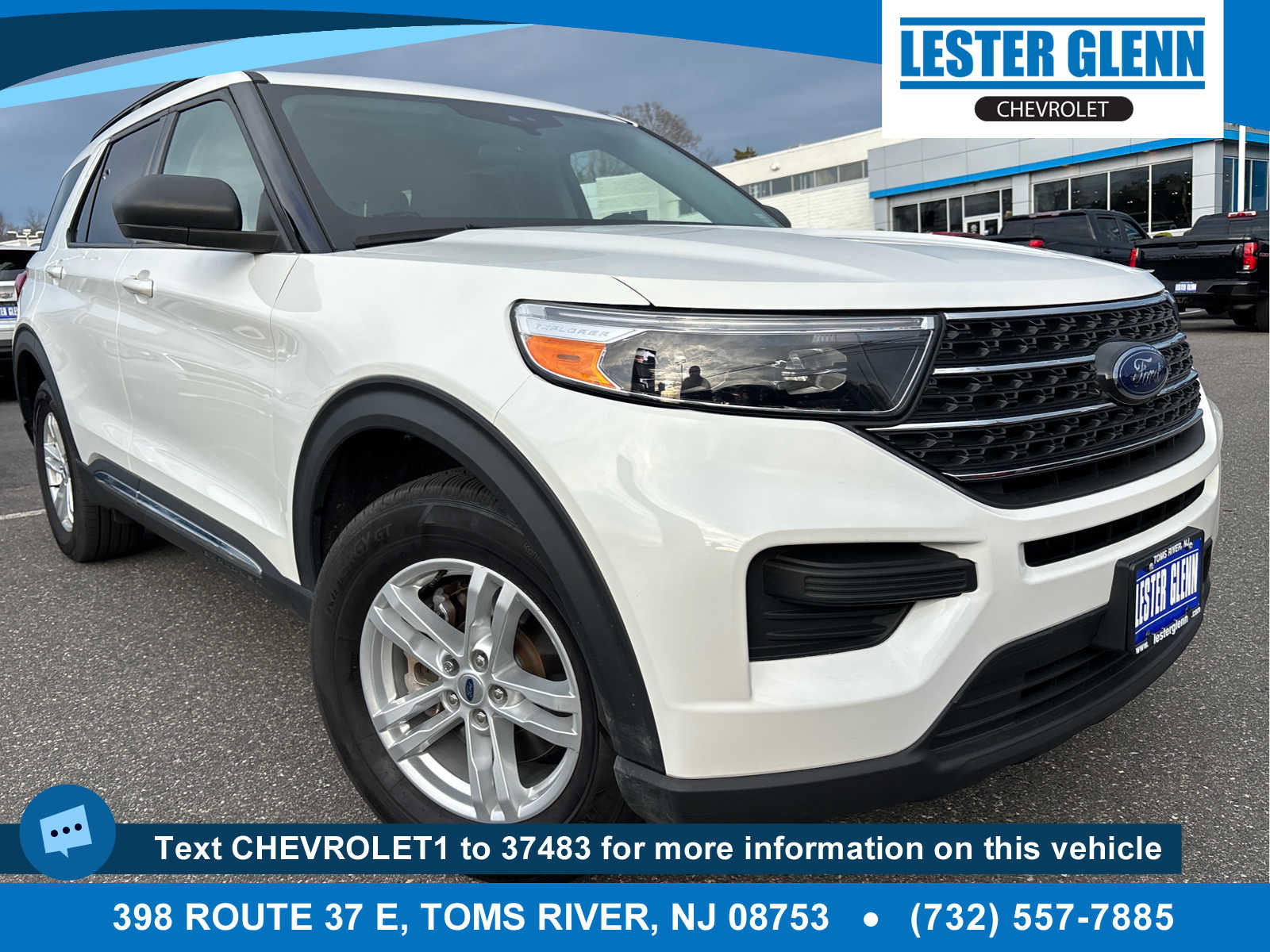 Used 2023 Ford Explorer XLT image 1