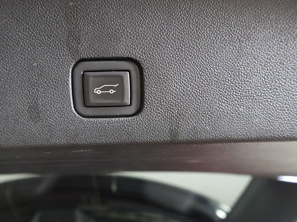 Used 2023 Cadillac XT6 Luxury image 22