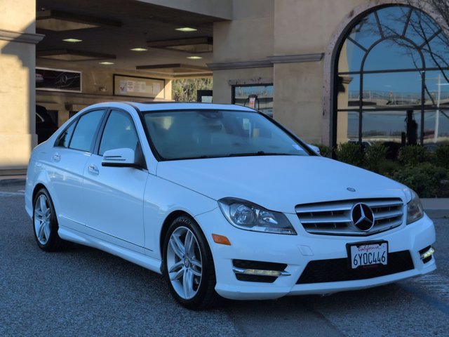Used 2013 Mercedes-Benz C 250 Sedan image 3