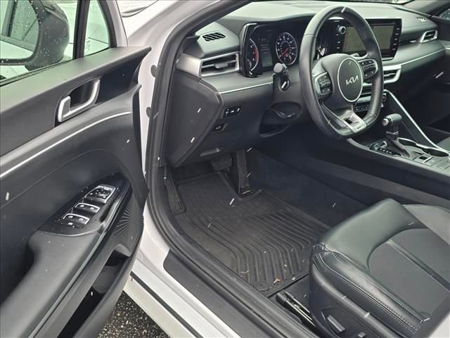 Used 2023 Kia K5 GT-Line w/ GT-Line Premium Package image 9