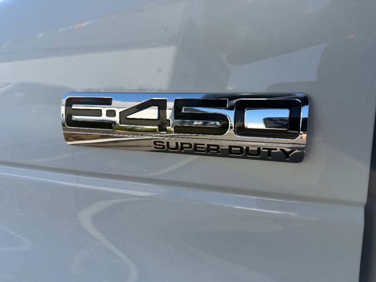 Used 2018 Ford E-450 and Econoline 450 Super Duty w/ Power Windows & Locks Group RWD image 19