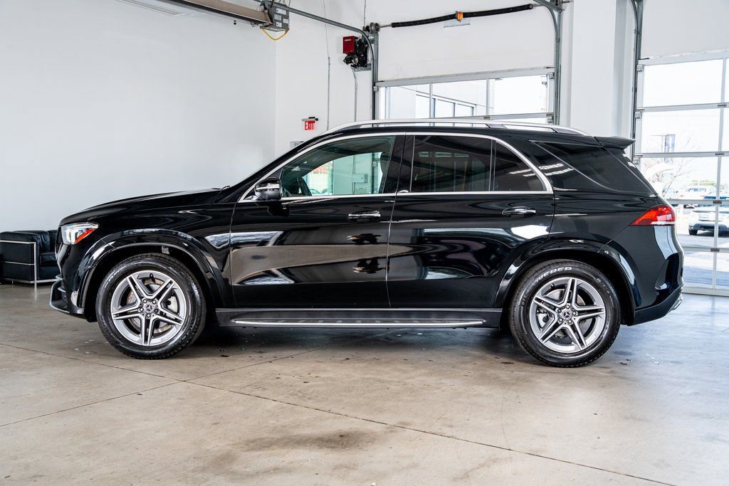 Used 2023 Mercedes-Benz GLE 350 4MATIC w/ AMG Line Exterior image 8