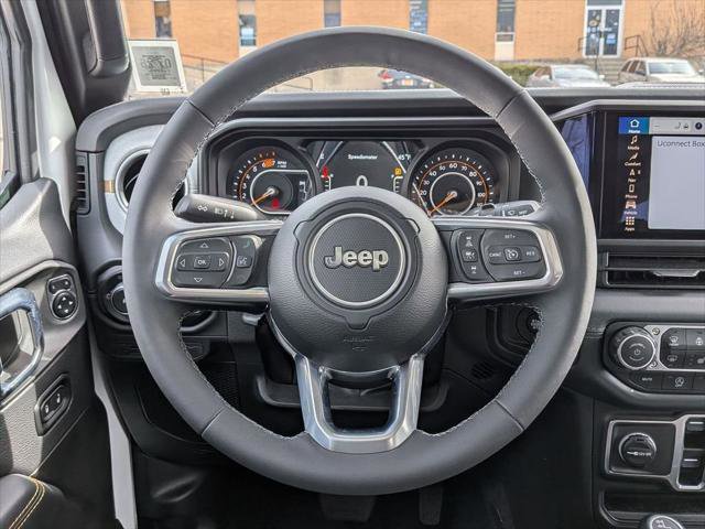 Certified 2025 Jeep Wrangler Unlimited Sahara w/ Safety Group AWD/4WD image 14