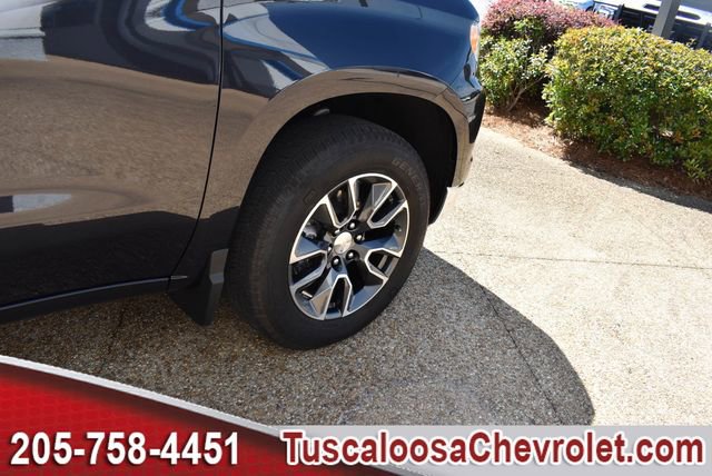 Used 2022 Chevrolet Silverado 1500 LT w/ Protection Package RWD image 11