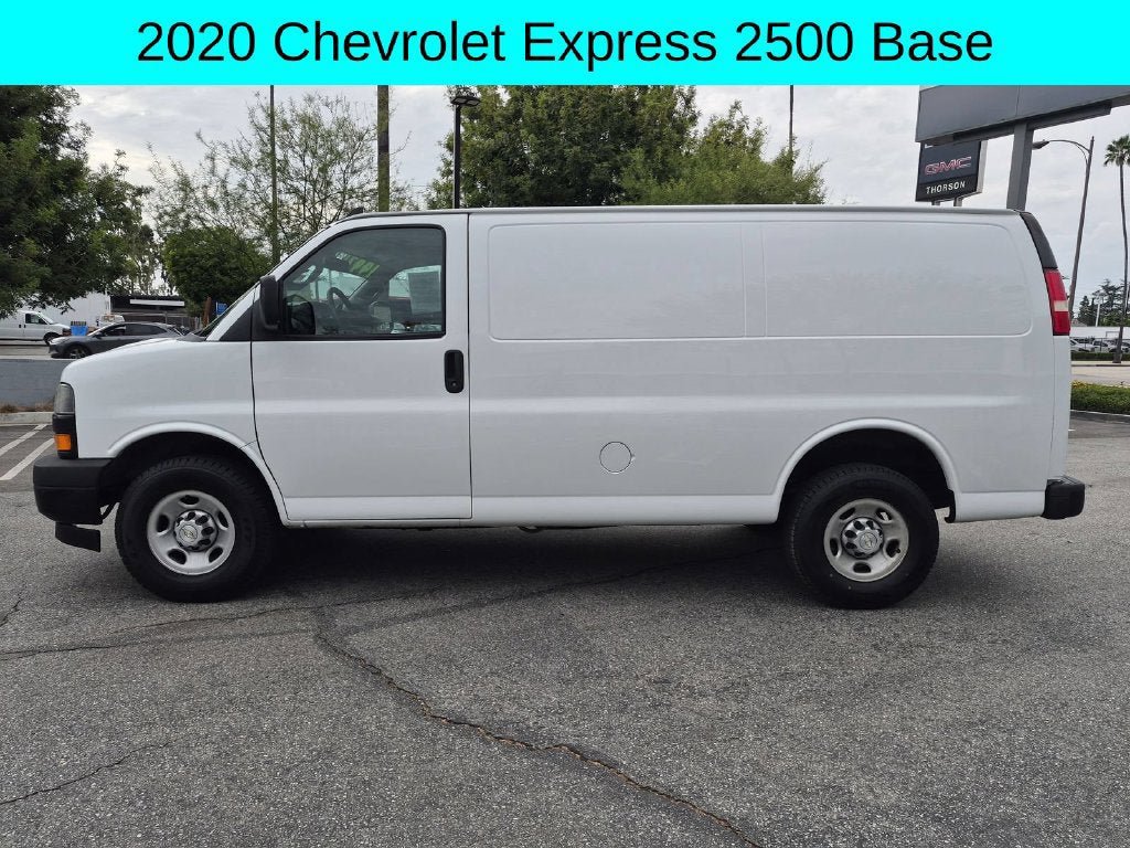 Used 2020 Chevrolet Express 2500 RWD image 2
