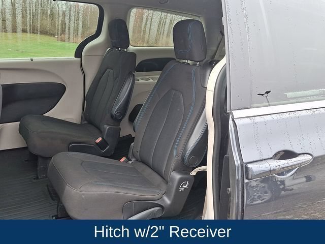 Used 2021 Chrysler Pacifica Touring AWD/4WD image 25