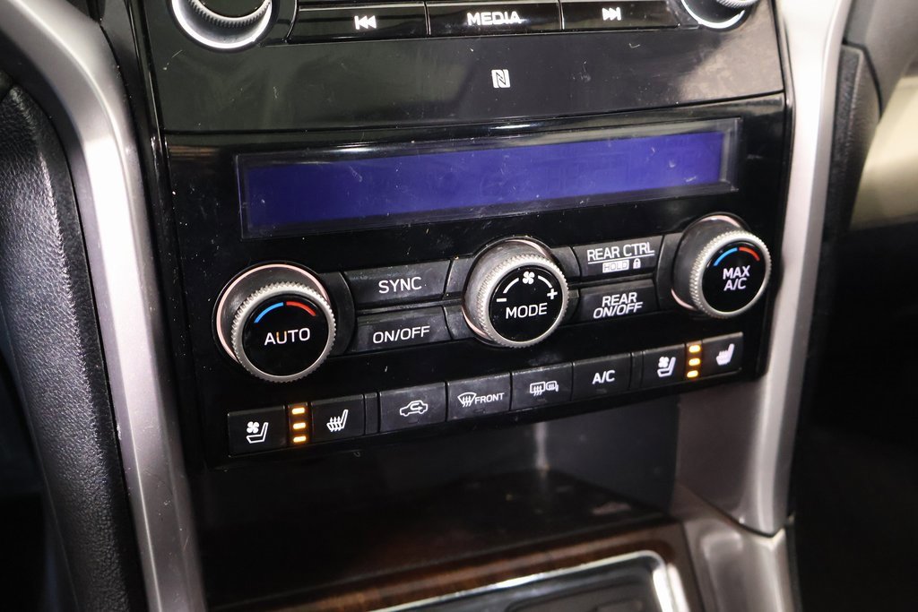 Used 2022 Subaru Ascent Touring w/ Popular Package #2A image 7