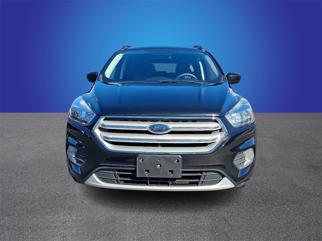 Used 2018 Ford Escape SE image 2