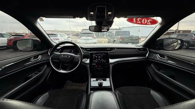 Used 2021 Jeep Grand Cherokee L Laredo image 28