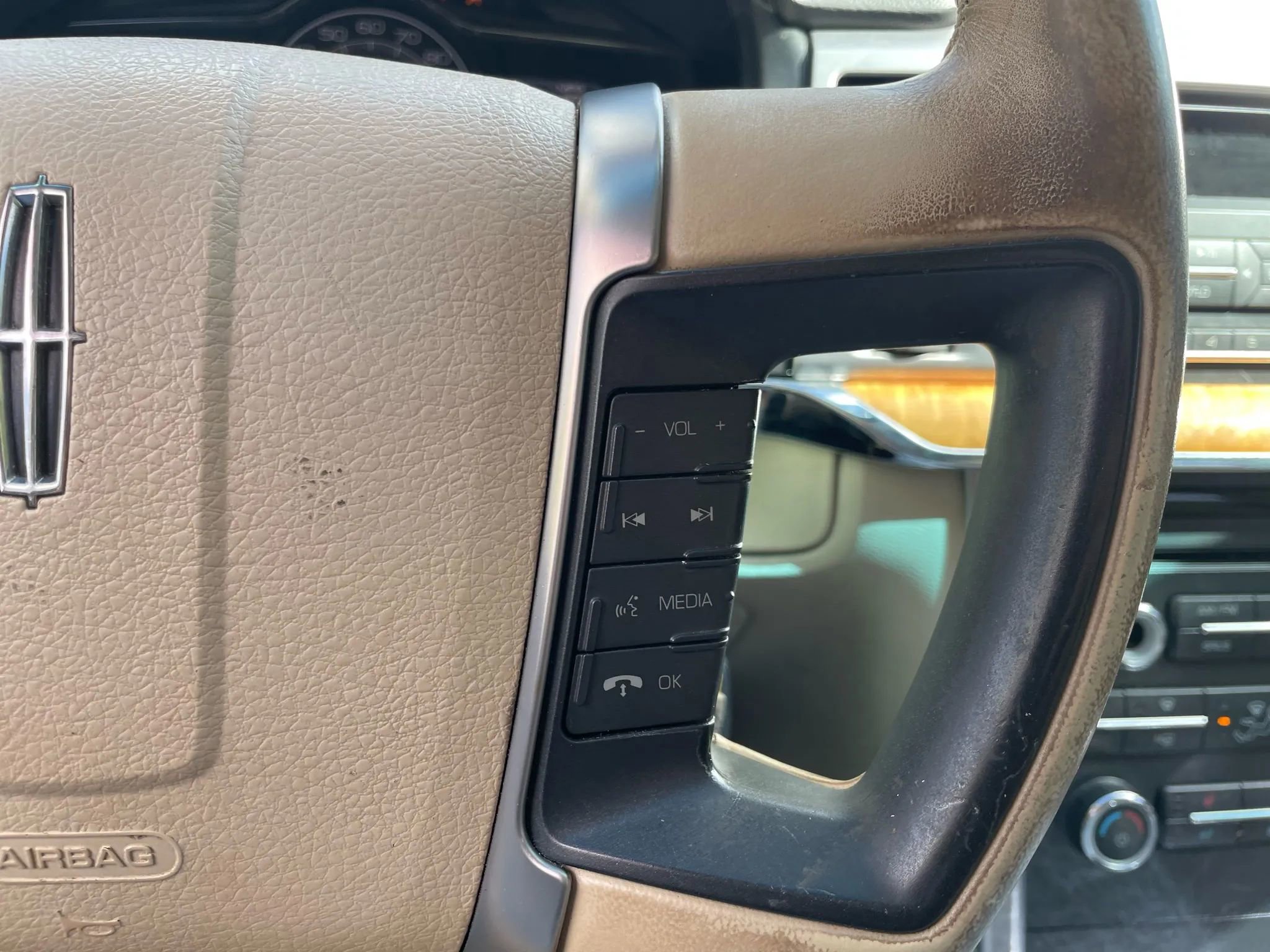 Used 2011 Lincoln MKZ Hybrid FWD image 21