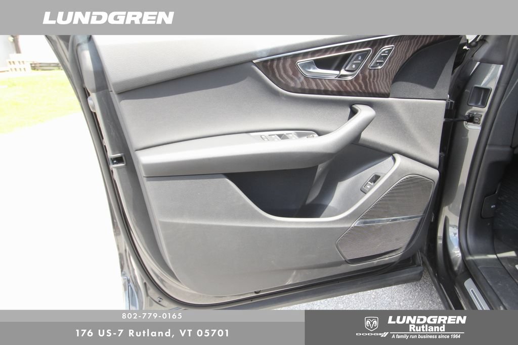 Used 2021 Audi Q8 Prestige AWD/4WD image 16