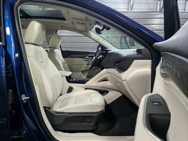 Used 2023 Buick Envision Avenir image 14