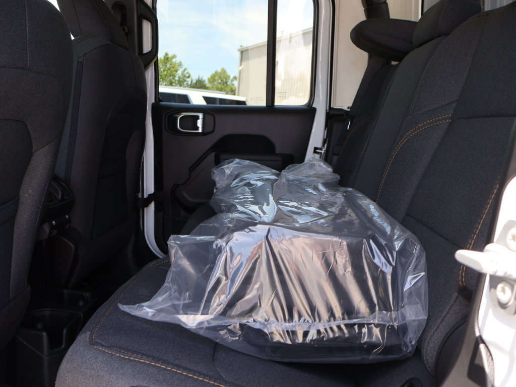 New 2026 Jeep Gladiator Sport AWD/4WD image 17