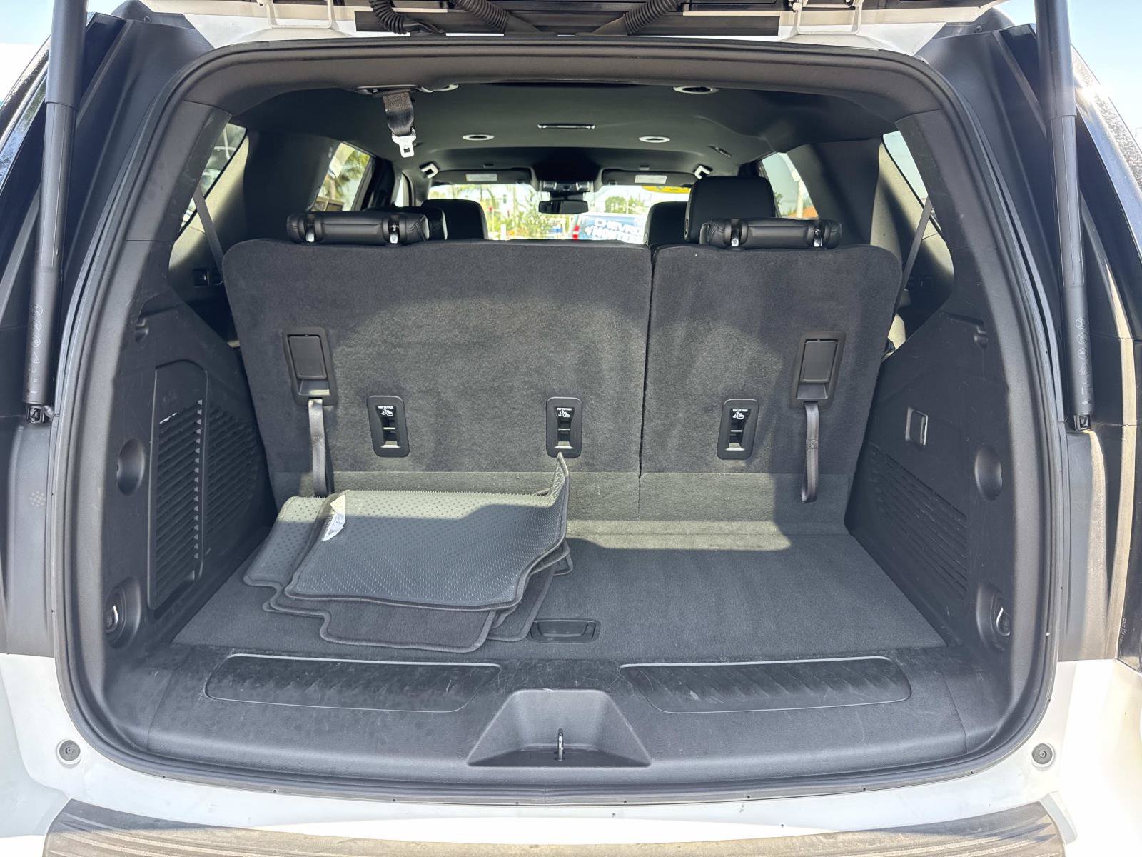 Used 2024 Chevrolet Tahoe LT RWD image 29