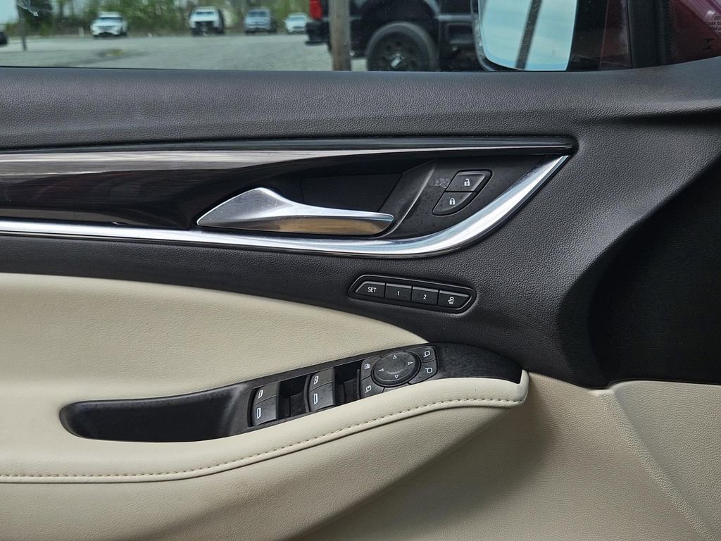Used 2023 Buick Enclave Premium w/ Experience Buick Package FWD image 24