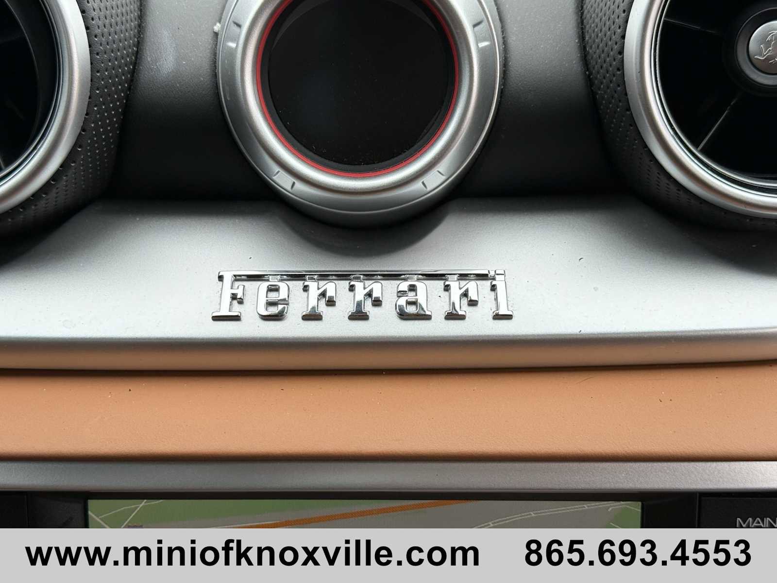 Used 2016 Ferrari California T image 22