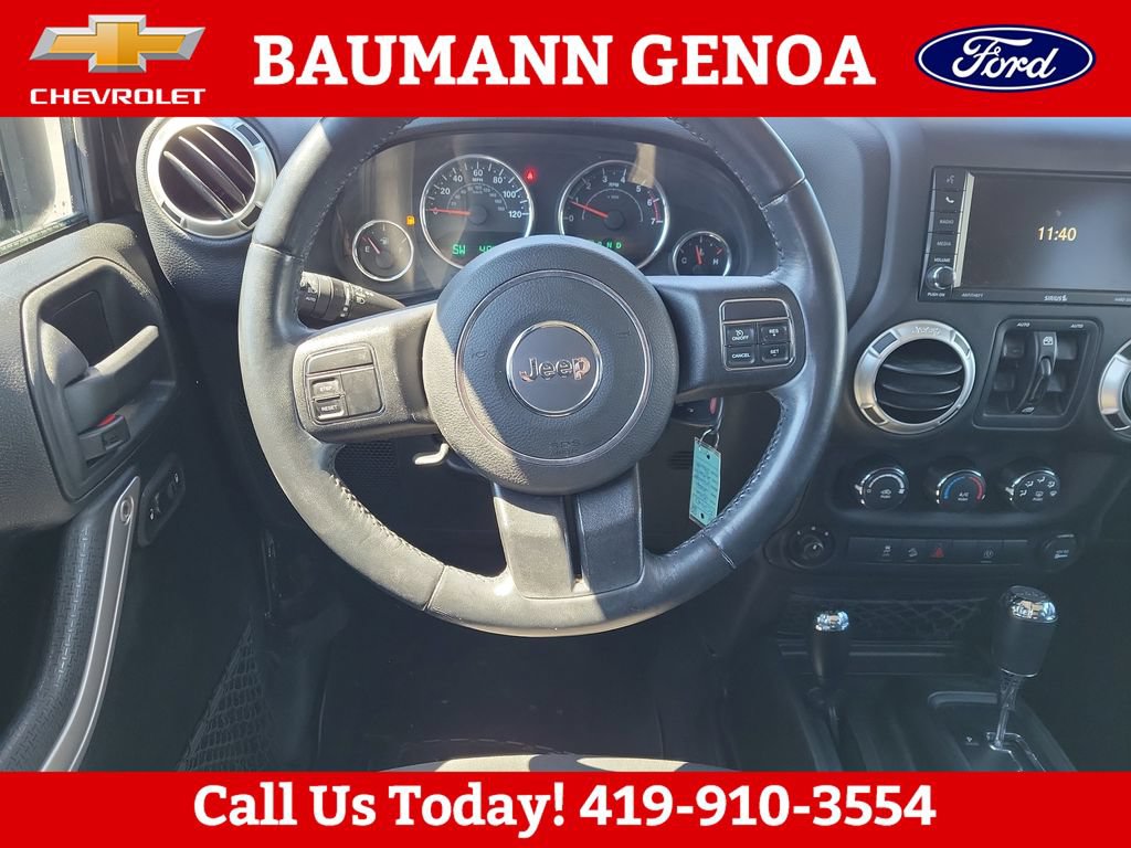 Used 2016 Jeep Wrangler Unlimited Sahara AWD/4WD image 13