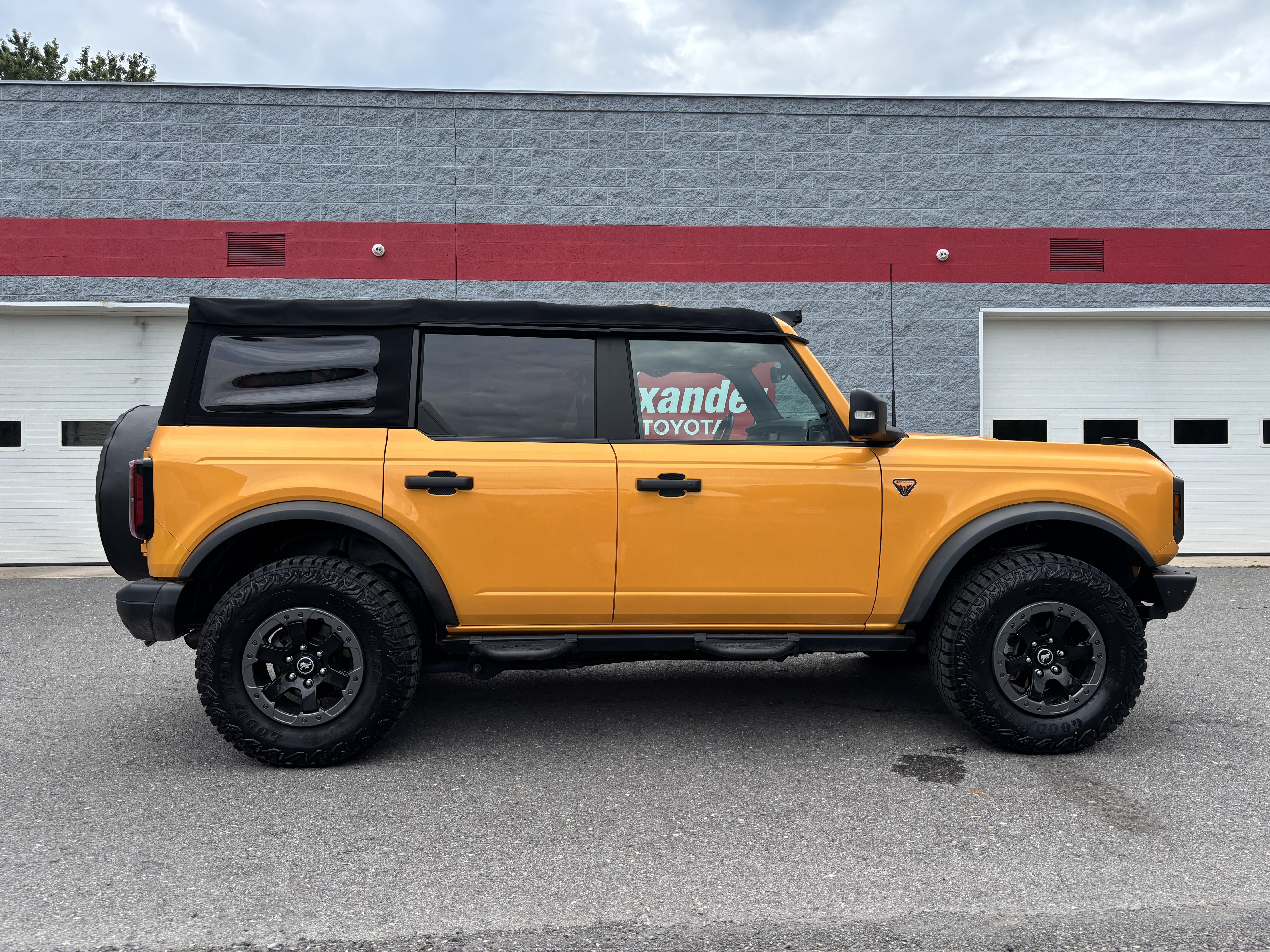 Used 2021 Ford Bronco Badlands AWD/4WD video 2