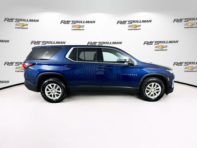 Used 2023 Chevrolet Traverse LS image 8