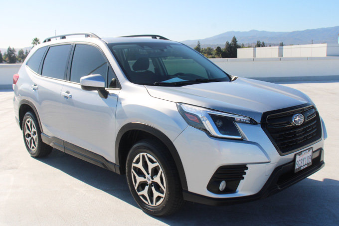 Used 2023 Subaru Forester Premium AWD/4WD image 2