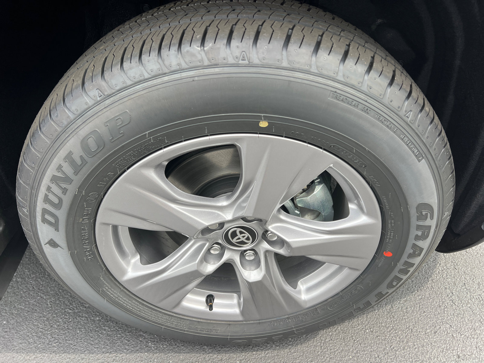 New 2025 Toyota RAV4 XLE image 12