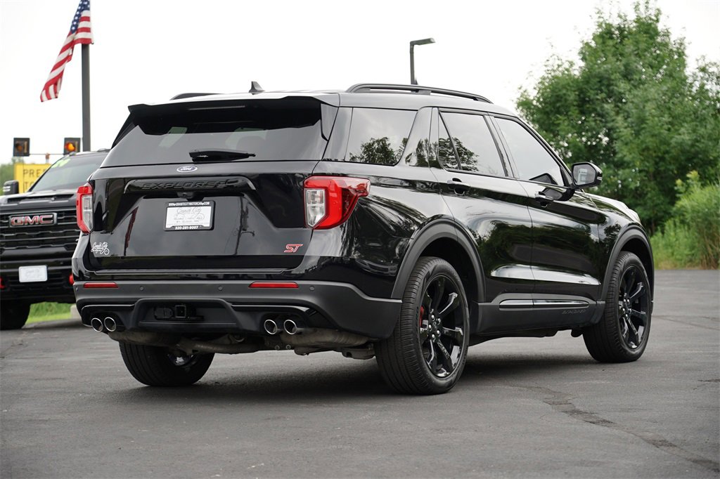 Used 2023 Ford Explorer ST w/ Technology Package image 3