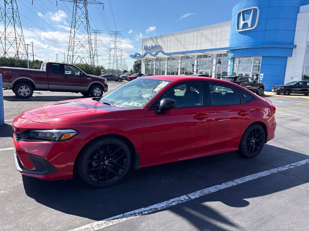 Used 2023 Honda Civic Sport image 3