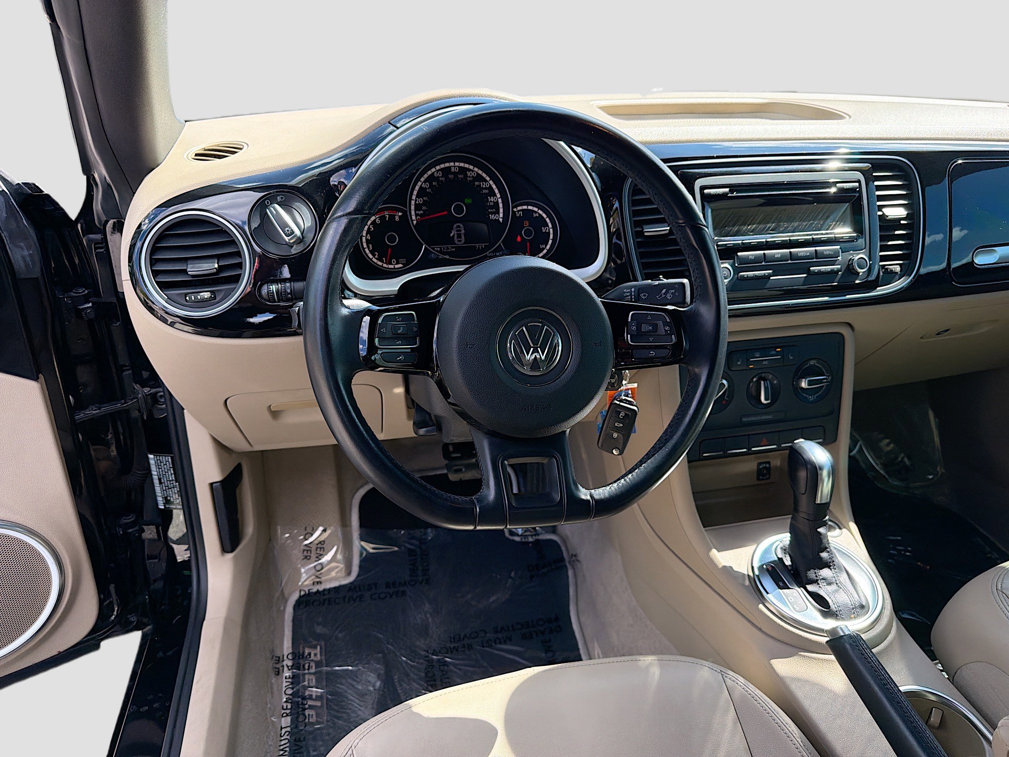 Used 2014 Volkswagen Beetle 2.5 image 15