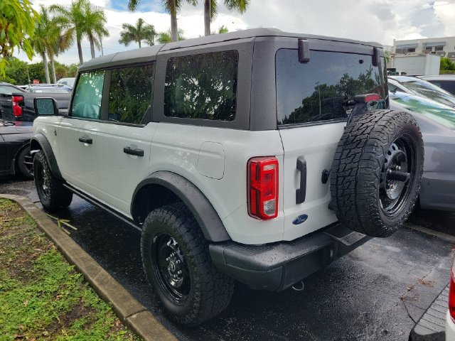 Used 2023 Ford Bronco Black Diamond AWD/4WD image 4