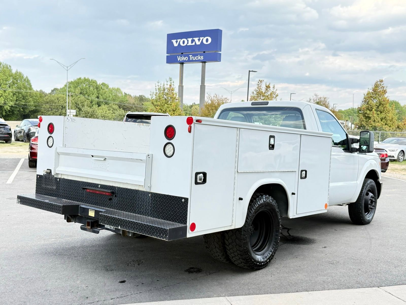 Used 2015 Ford F350 XL image 11