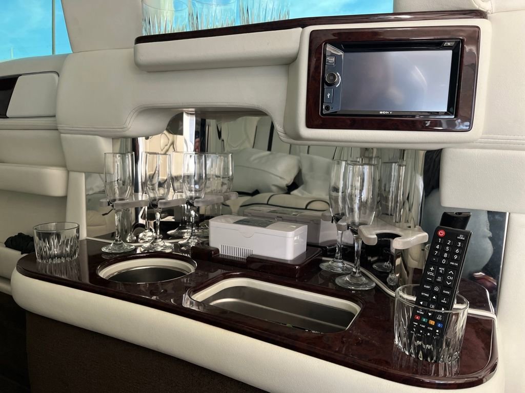 Used 2020 Lincoln Continental w/ Equipment Group 500A image 31