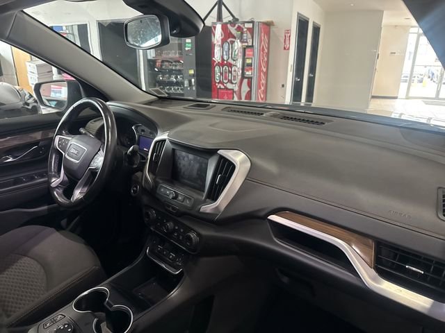 Used 2020 GMC Terrain SLE w/ Driver Convenience Package image 33