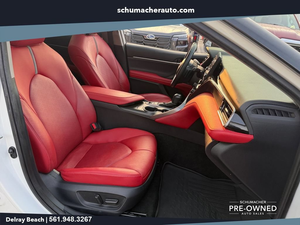 Used 2022 Toyota Camry XSE FWD image 18