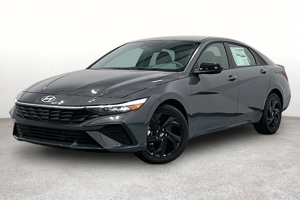 New 2026 Hyundai Elantra Sport FWD image 2