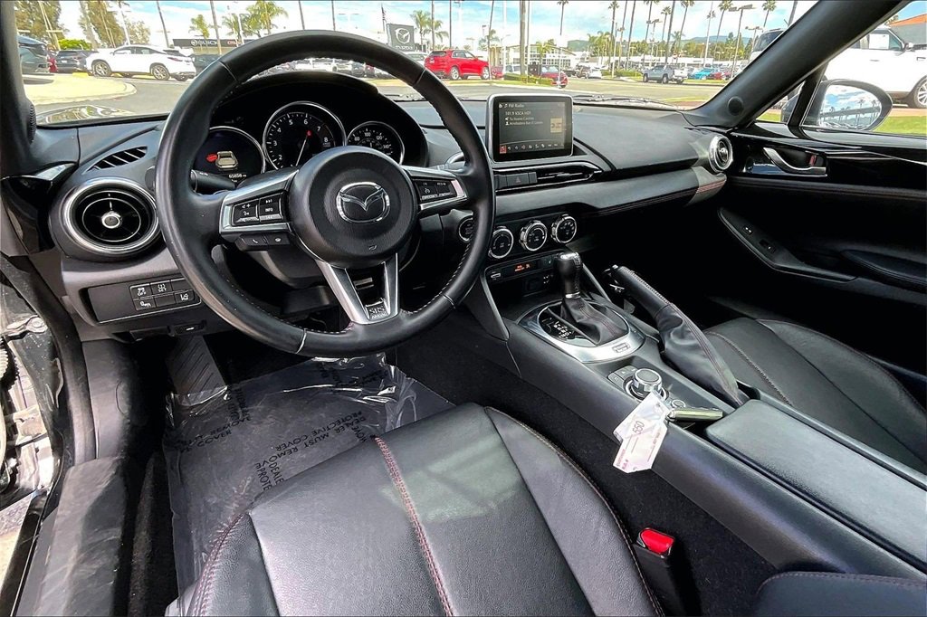Used 2017 MAZDA MX-5 Miata RF Grand Touring image 11